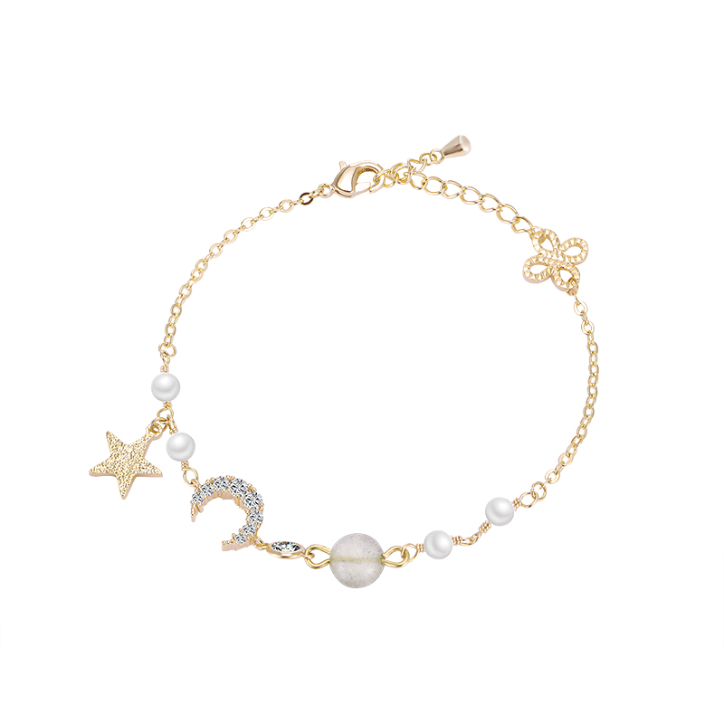 Star Gealach Bracelet Pearl