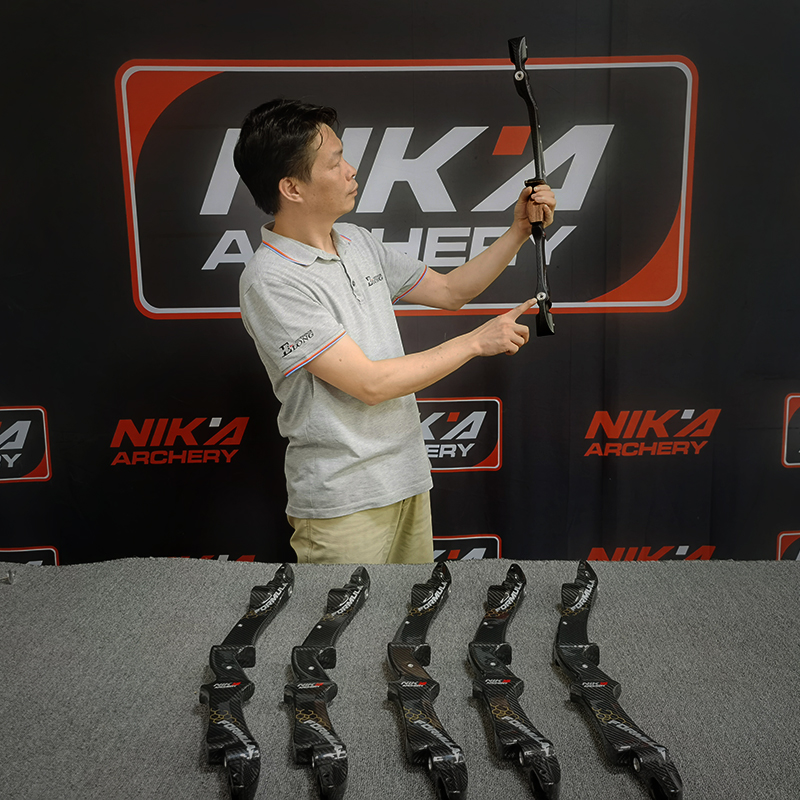 Seoladh Cruinniú le haghaidh ET-9 25 \\\\ \\\