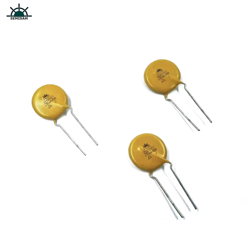 Comhpháirteanna Leictreonaic ODM tSín, Buí Mov 20mm HVR20D561K Varistor Ocsaíd Sinc d'fhearais tí