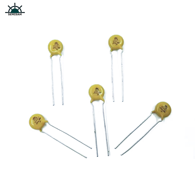 Comhpháirteanna Leictreonaic ODM tSín, Buí Mov 7mm HVR07D511K Varistor Ocsaíd Sinc le haghaidh Fearas Teaghlaigh