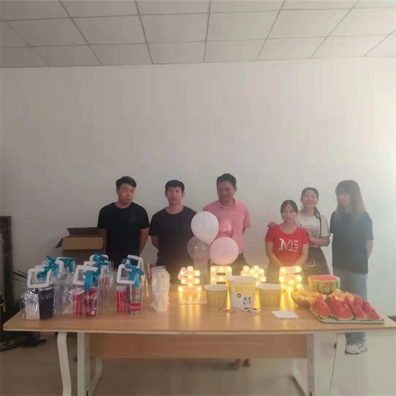 Páirtí Breithlá Oscailte dár gcomhghleacaí álainn