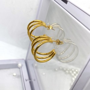 Cluaise déanta as cruach dhosmálta ór-phlátáilte 18K \\\\ t