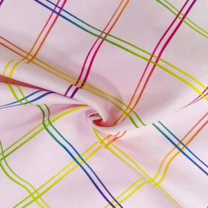 Athchúrsáil Faisean Poileistir