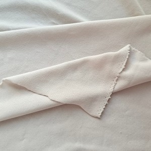 fabraic poileistir athchúrsáilte