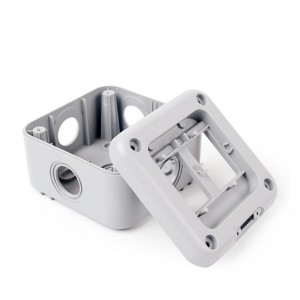 Táirgí múnlaithe insteallta meaisín próiseáilte