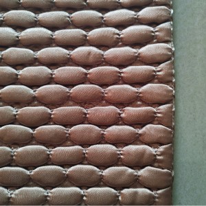 Athchúrsáil a dhéanamh ar leapachas bróg mála poileistir