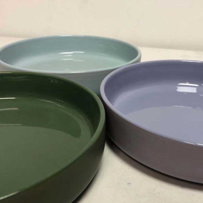 Díol te Greamaigh Stoneware Pasta Bowls éadomhain socraithe