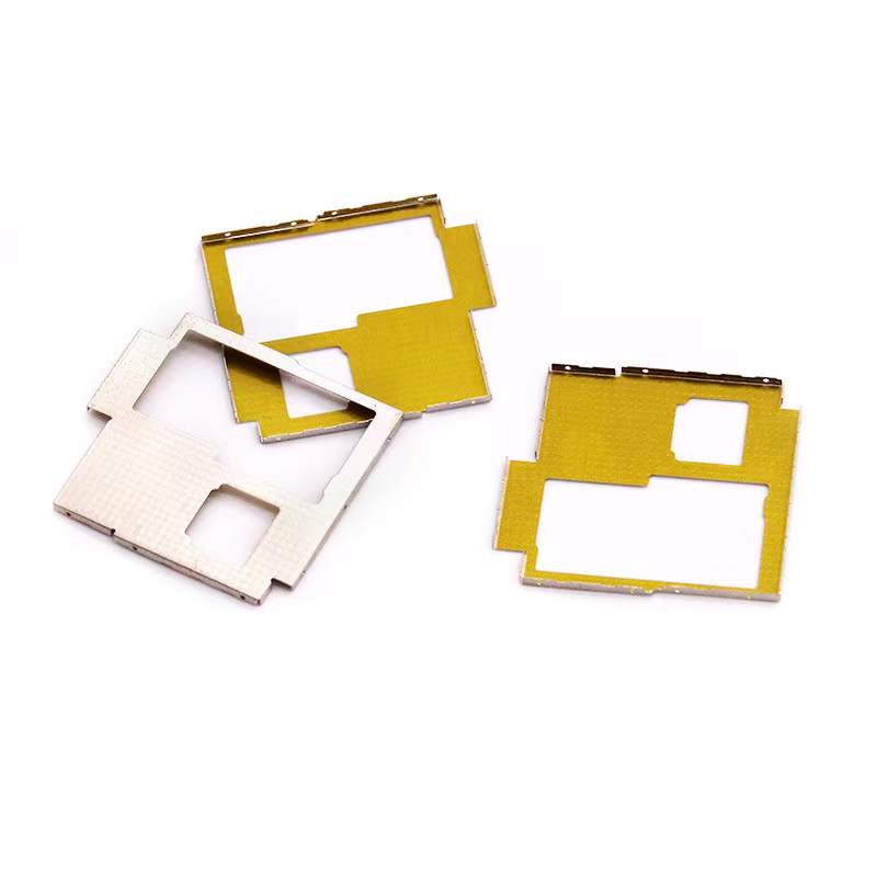 Roinntnósanna imeachta comónta próiseála i stampáil miotail