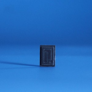 Doirteal teasa teasa sileacain alúmanaim bunaithe ar charbán