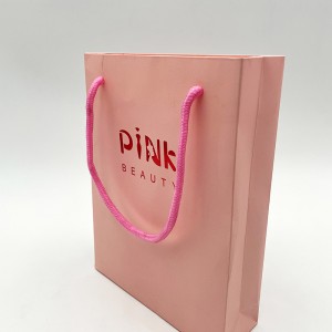 Málaí páipéir a fheabhsaíonn luach an bhranda