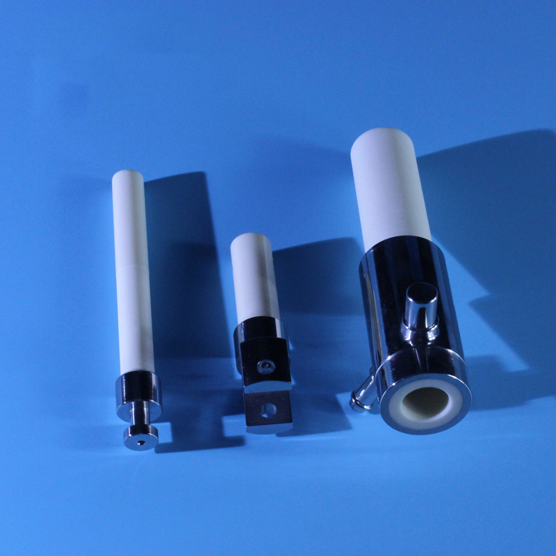 Nithe ​​a dteastaíonn aird orthu agus tú ag glanadh agus ag steiriliú caidéal líonta ceirmeacha alúmana