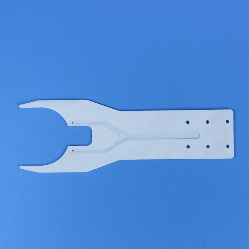 Réamhchúraimí maidir le hairm cheirmeacha alúmana meaisínithe