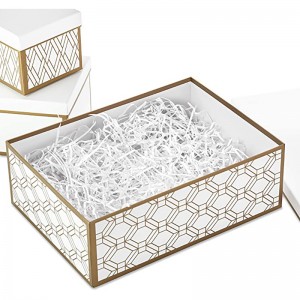 Boscaí bronntanaisneadaithe Hallmark le claibíní agus líonadh (sraith de 3, bán agus ór, méideanna éagsúla) le haghaidh póstaí, cithfholcadáin bridal, maighdeana mara, Nollag, Hanukkah, breithlaethanta, Lá Valentine \'