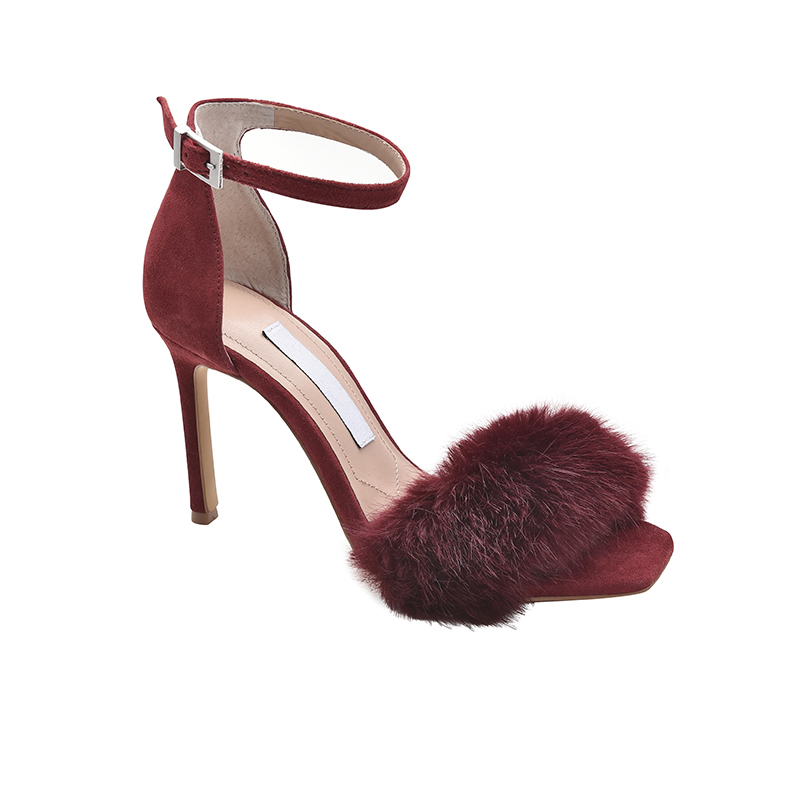 Cén fáth gur fiú bróga leathair a cheannachn