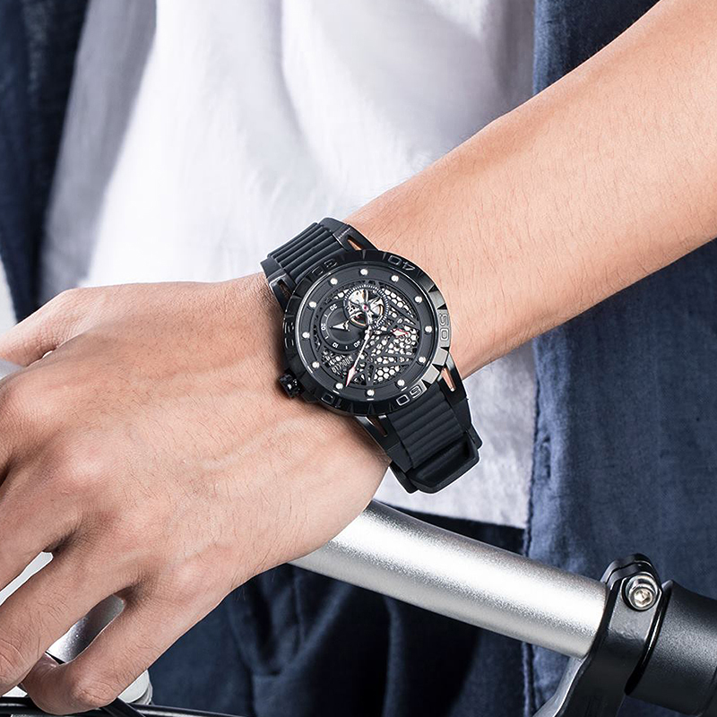 Deirim leat, tá trí chúis ann go gcaitheann fir uaireadóirí!