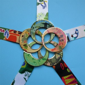 Bonn Muineál Ribín Dearadh Saincheaptha Dearadh Priontáil Miotal Priontáil Cuimhneachán Cuimhneacháin