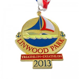 Dearadh saincheaptha do spórt bonn féin gearrtha amach boinn óir ag rith bonn damhsa ag rith