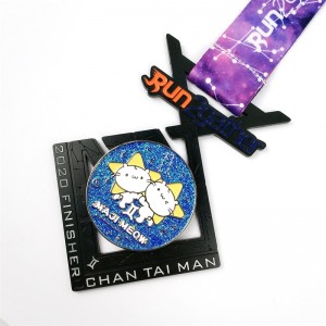 Boinn chopair airgid óir saincheaptha gan aon ordú íosta le díol