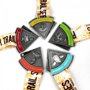 Bonn comhcheangailte dámhachtainí miotail saincheaptha saor