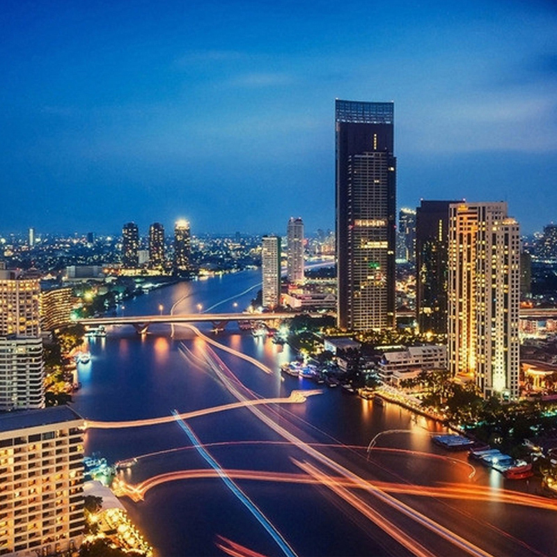 Tá éagsúlacht feidhmchlár soilsithe sábhála fuinnimh ag Guangzhou Xinrun Soilsiú, Ltd.