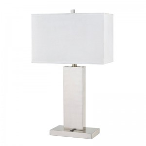 Lampa Tábla Suite Fáilteachais ag an seomra aíochta