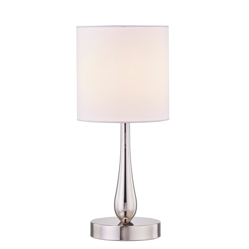 Lampa tábla beag bídeach le bailchríochnicile snasta agus lasc rocker ar líne ag an seomra aíochta