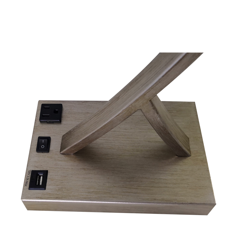 Lampa Deasc Críochnaithe Silver Antique le lasc rocker ar aghaidh, asraon áisiúil agus calafort muirir USB ag an seomra aoi