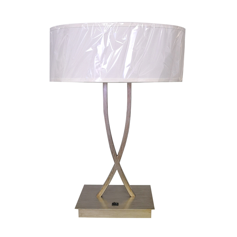 Lampa Deasc Deasc Críochnaithe Silver dhá sholas le lasc rocker ar an seomra aíochta