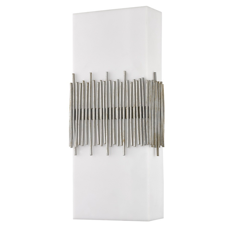 Sconce Balla Óstán Fáilteachais le bailchríoch siliver seanda agus scáth aicrileach dronuilleogach ag an óstán tipiciúil seomra aoi