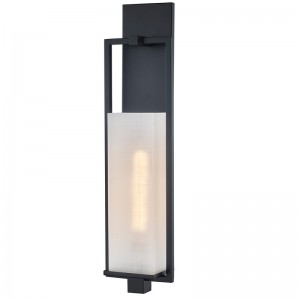 Sconce Balla Óstán Fáilteachais le bailchríoch dubhneamhlonrach agus scáth línéadaigh dronuilleogach scáth aicrileach ag an óstán tipiciúil conair