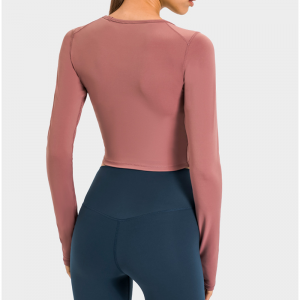 Cropped méar-cot o muineál yoga shirtd