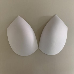 Socraigh fo-éadaí inbhuanaithe atáneamhdhíobhálach don chomhshaol inbhuanaithe