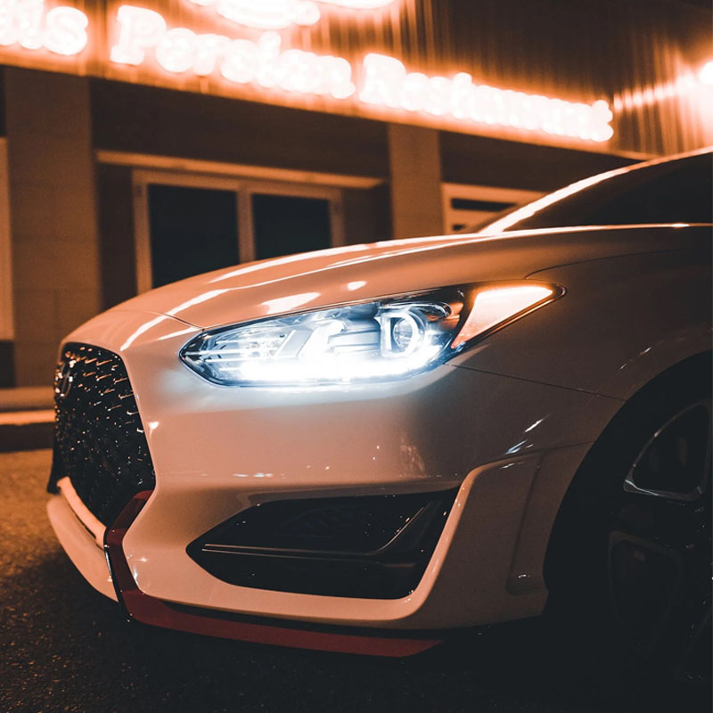 Lampaí Xenon-ag cruthú an dath \\\