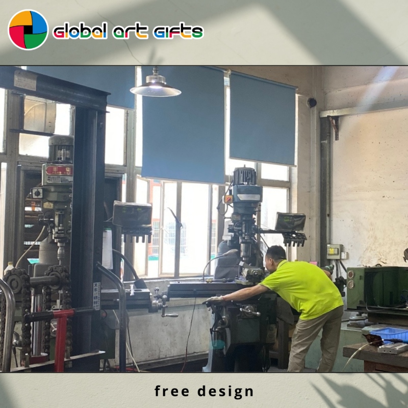 An turas ó smaoineamh go réaltacht: do bhonn saincheaptha a dhéanamh