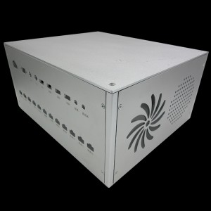 Fonnadh agus cásáil cóimhiotail uile-alúmanaim saincheaptha