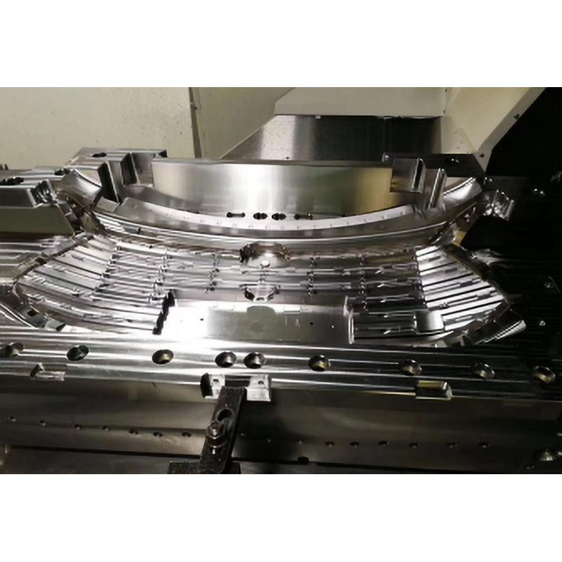 Múnla grille gluaisteán