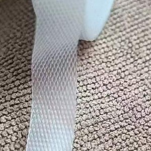 téip leaisteacha soiléir