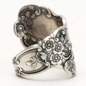 Fáinne Spúnóige Ocsaídithe Hongde 925 Sterling Silver Fáinne Inchoigeartaithe \\“Teanga Vintage Flower\\\