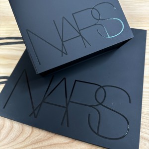 Bosca Infhillte Dubh Luxe & Socraigh Mála