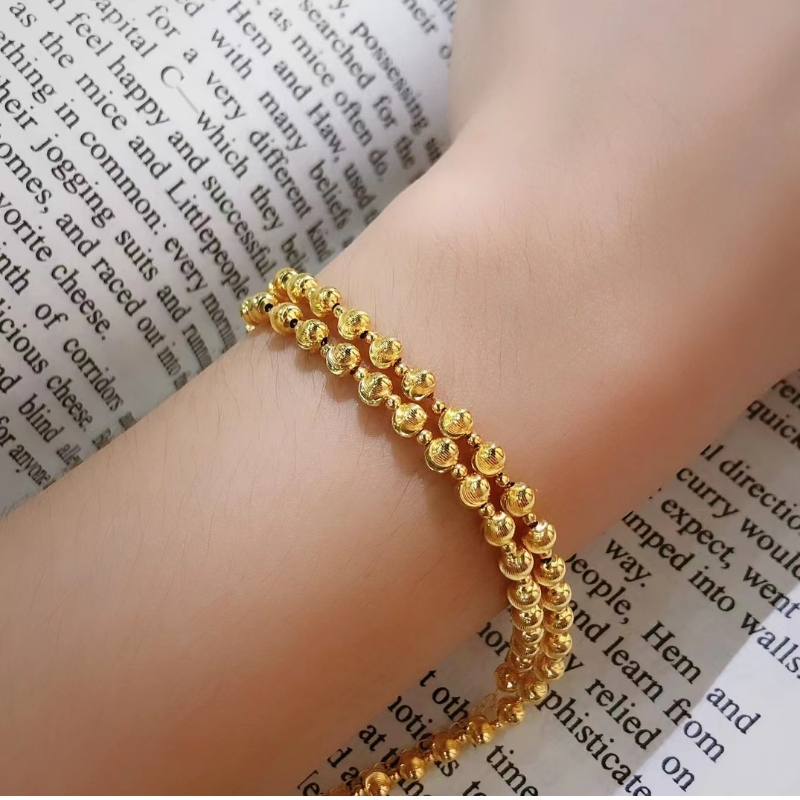 1655350557.jpg bean bracelet (3).jpg